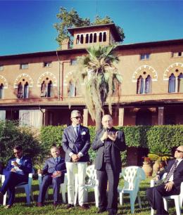 il Presidente Petrini Mansi con Mons. Casolini di Sersale a Villa Ginori
